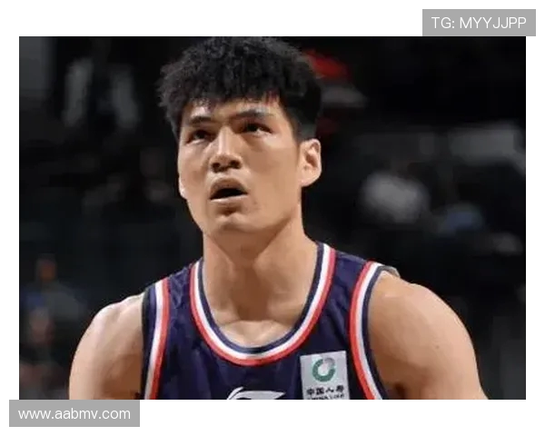 陈国豪经纪人称多队有意他常上虎扑关注球迷评价备战新赛季引热议 陈国豪经纪人称多队有意他常上虎扑关注球迷评价备战新赛季引热议